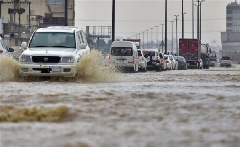63 قتيلا في باكستان جراء الأمطار والعواصف وصواعق البرق