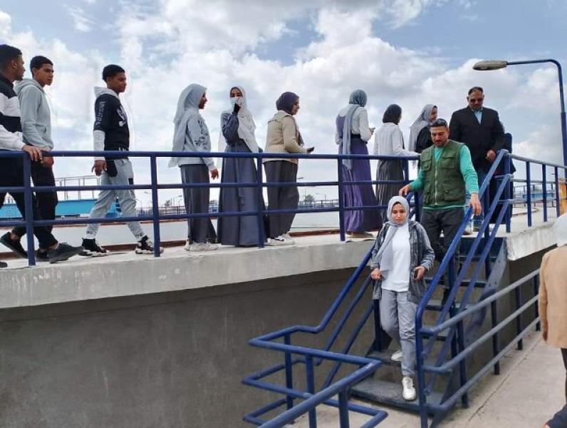 أبوحلاوة :زيارة ميدانية لطلاب أبو حماد الصناعية لمحطة العباسة