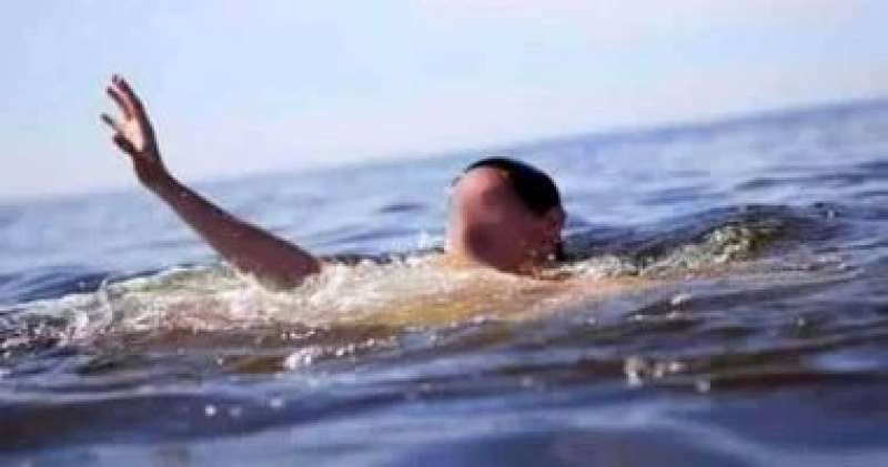 العثور على جثة طالب غرق فى نهر النيل بمنشأة القناطر
