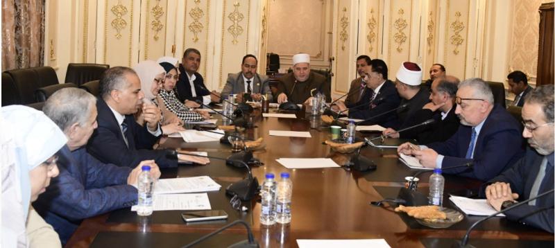 النائب أحمد قورة  : يتهم وزارة الاوقاف بتخدير النواب بمعلومات غير صادقة حول المساجد المغلقة