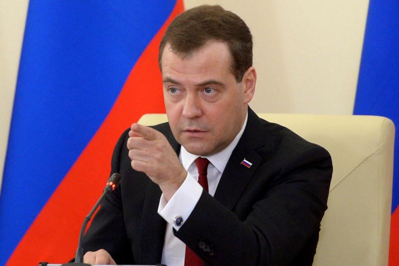 ميدفيديف: رد موسكو ضروري على مصادرة واشنطن للأصول الروسية