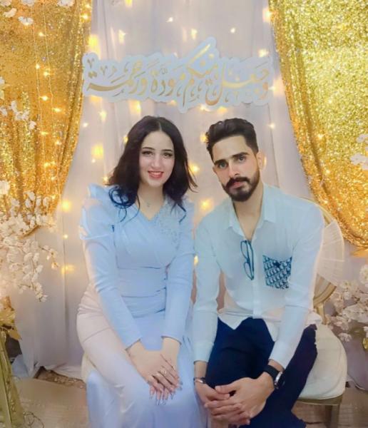 الصحفية نجلاء خيري تهنئ العروسين ” أميرة وإسلام” بحفل زفافهما السعيد