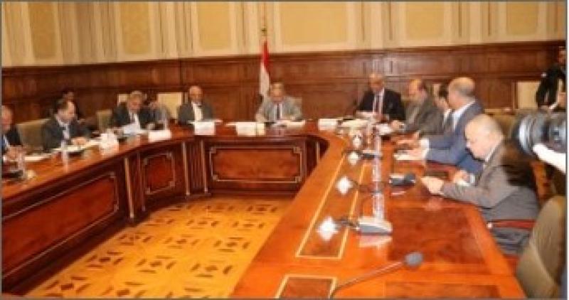 محلية النواب توصي بإعادة النظر في تخصيص قطعة أرض لإنشاء بنك ناصر بالأقصر
