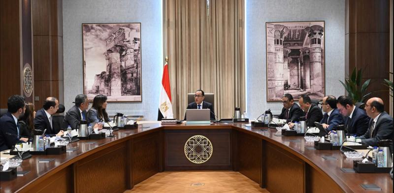 رئيس الوزراء يتابع ترتيبات تنظيم مؤتمر الاستثمار المُشترك بين مصر والاتحاد الأوروبي