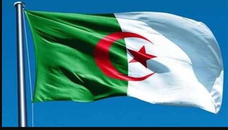 الجزائر تدعو إلى عقد جلسة مغلقة في مجلس الأمن حول المقابر الجماعية بغزة.. الثلاثاء