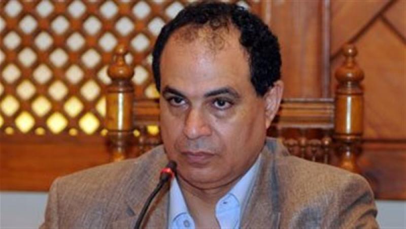 الدكتور أحمد مجاهد رئيس الهيئة المصرية العامة للكتاب الأسبق