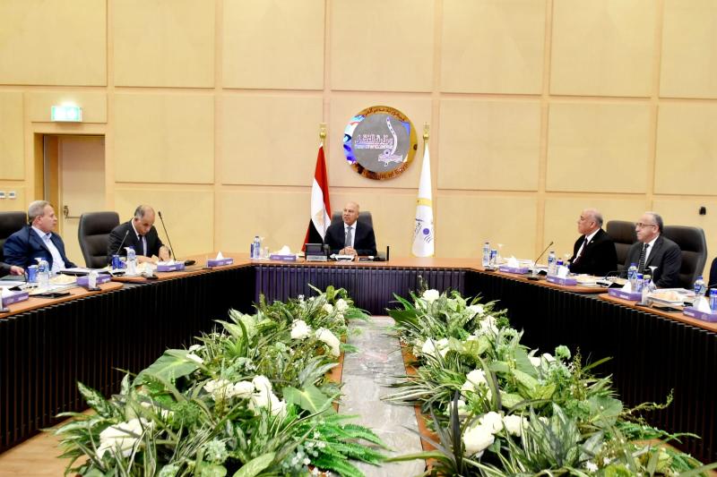 وزير النقل يترأس الجمعية العامة العادية للشركة المصرية  لمترو الأنفاق