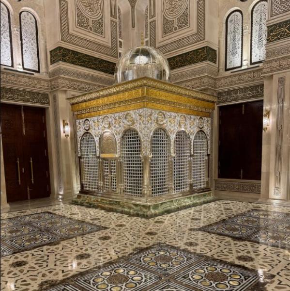 الأوقاف: مسجد ومقام السيدة زينب مفتوح من اليوم لجميع الزوار (فيديو)