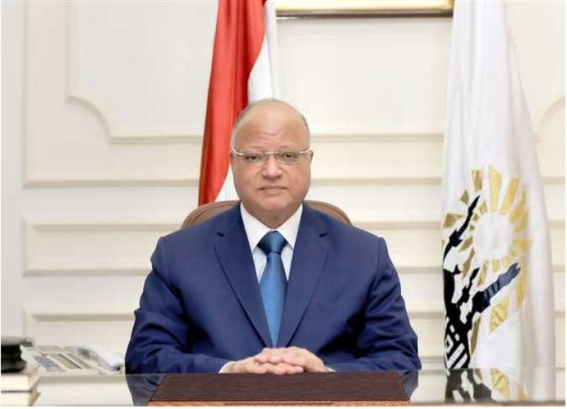 محافظ القاهرة: تكثيف الحملات الرقابية على الاسواق للتاكد من سلامة المعروض من السلع الغذائية