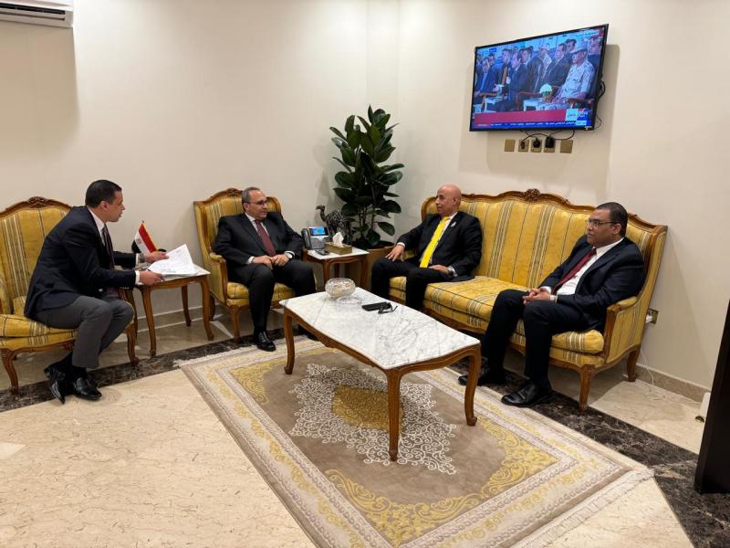إتحاد المصريين بالسعودية يلتقي القنصل العام بالرياض