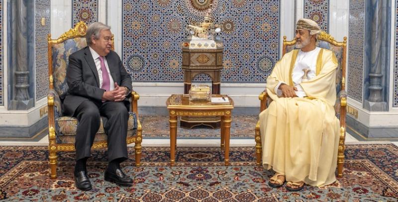 سلطان عمان السُّلطان هيثم بن طارق مع الأمين العام للأمم المتحدة أنطونيو جوتيريش