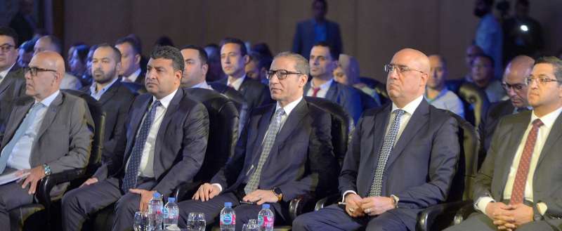 وزير الإسكان: مصر سوق واعدة للاستثمار العقاري والفرص الاستثمارية في مختلف المجالات |صور