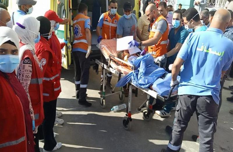 إعلام فلسطيني: 10 شهداء و20 مصابًا جراء استهداف طائرات الاحتلال مواطنين قرب محطة وقود بغزة
