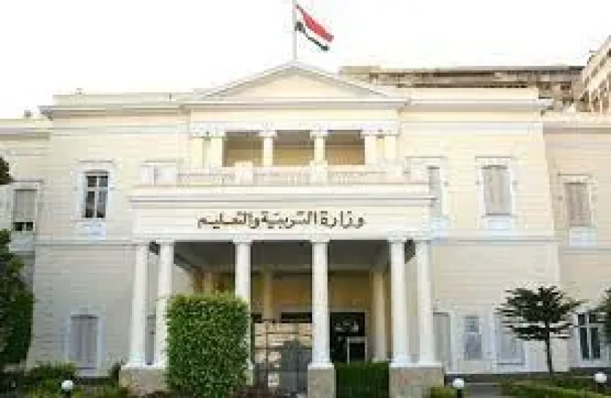 محافظ مطروح: تلقينا 172 طلباً من الطلاب الراغبين في الحصول على منح جامعية