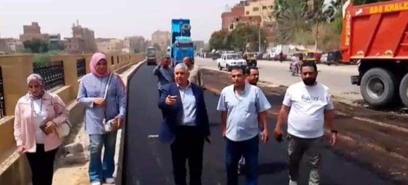 غنيم يتابع مستجدات تنفيذ خطة رصف الطرق والشوارع بمراكز ومدن المحافظة