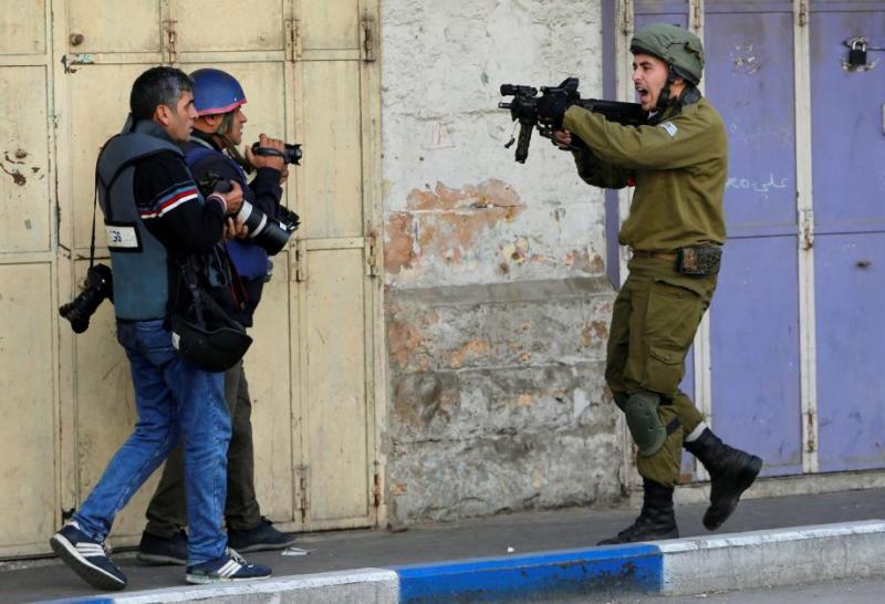 نقابة الصحفيين الفلسطينيين تستنكر اعتداءات المستوطنين على الإعلاميين بالقدس