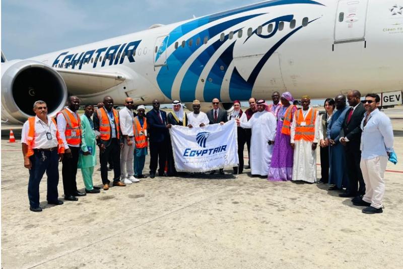غينيا تشيد بالجهود الداعمة لشركة مصر للطيران بنقل حجاج كوناكري