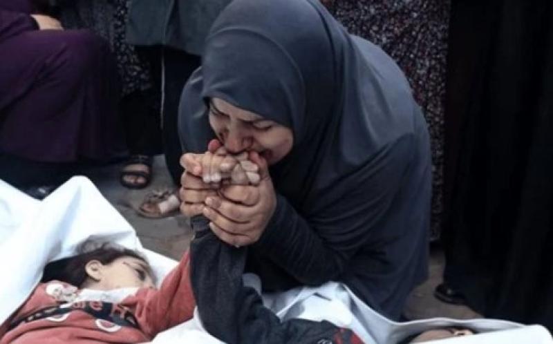 الصحة الفلسطينية: الاحتلال ارتكب جرائم إبادة جماعية بغزة خلفت 15 ألف طفل شهيد