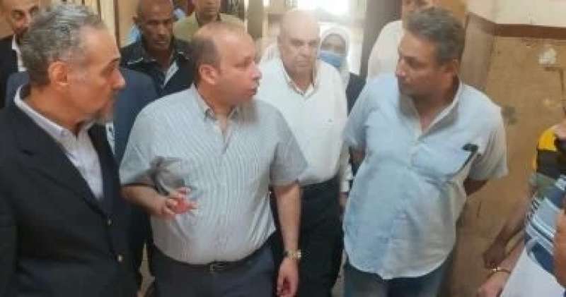 عميد طب القاهرة ومدير مستشفى الطوارئ يتفقدان مستشفيات قصر العينى