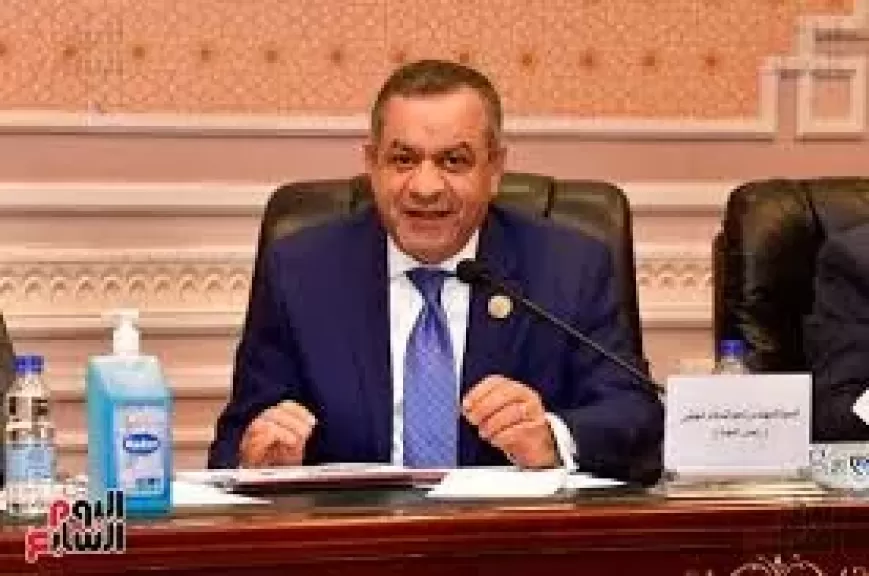 رئيس زراعة الشيوخ يطالب بمراجعة كافة قوانين الاستثمار فى مصر.. ورئيس المجلس يعقب