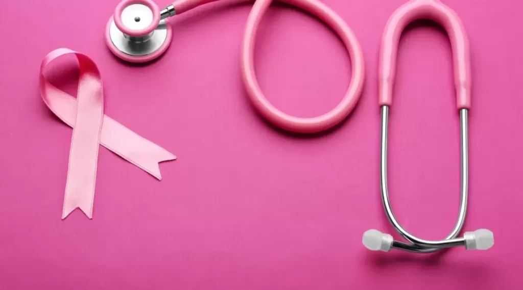 اكتشاف جديد لعلاج سرطان الثدي.. ”إكسترا نيوز” ترصد قصة طالبتي جامعة دمنهور