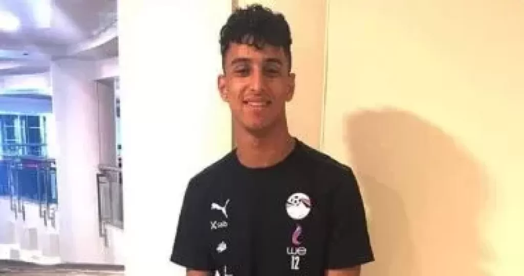 أحمد عيد لاعب فريق المصرى