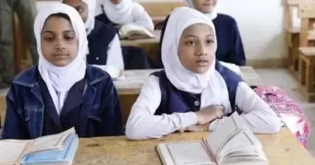 القسم الأدبي.. الأزهر يقرر عدم إضافة اللغة الثانية للمجموع