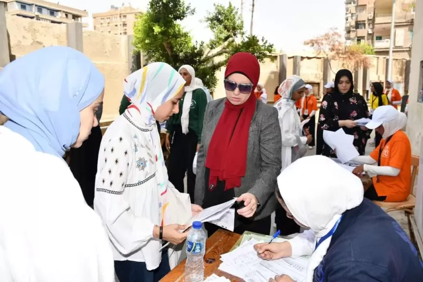 فتح باب  تقديم ملفات الطالبات الجدد بكليه البنات بجامعه عين شمس وحتي الخميس القادم