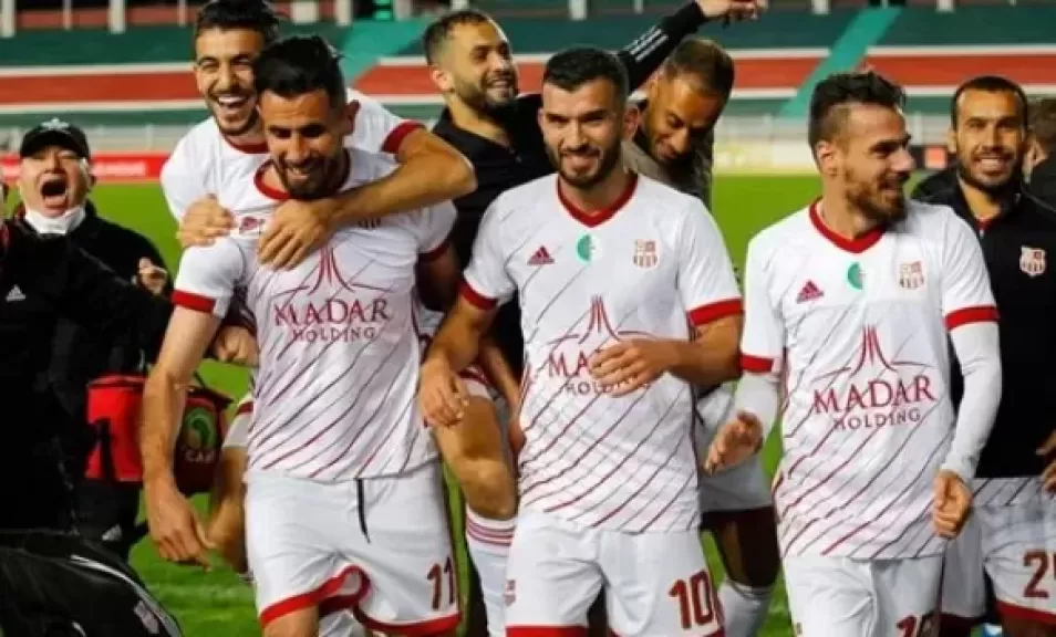 مولودية وهران يتعاقد مع مدرب منتخب مالي السابق