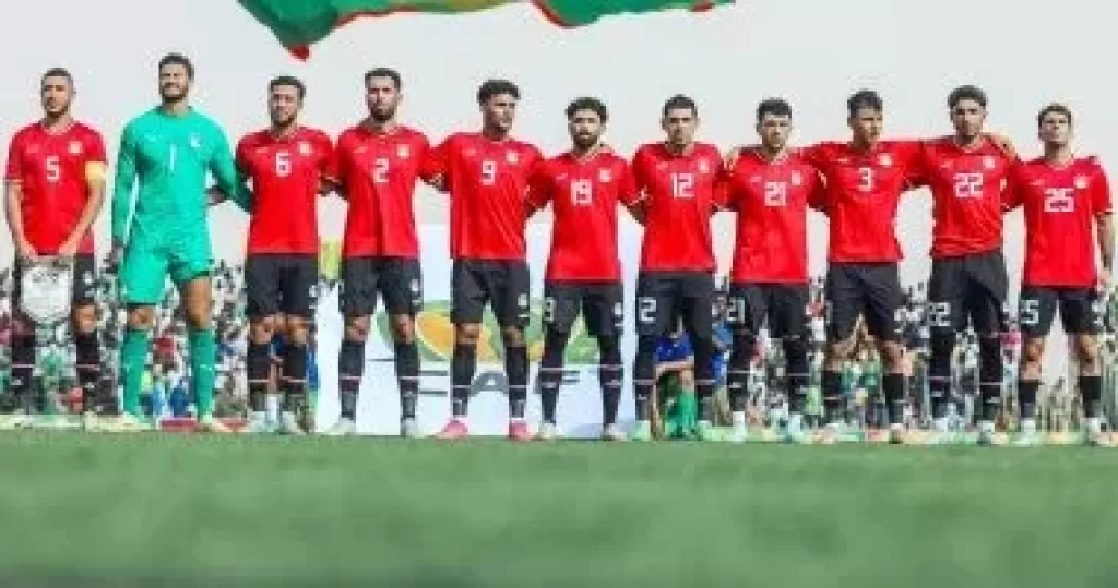 مدافع منتخب مصر يجرى سونار على الركبة بعد العودة للقاهرة