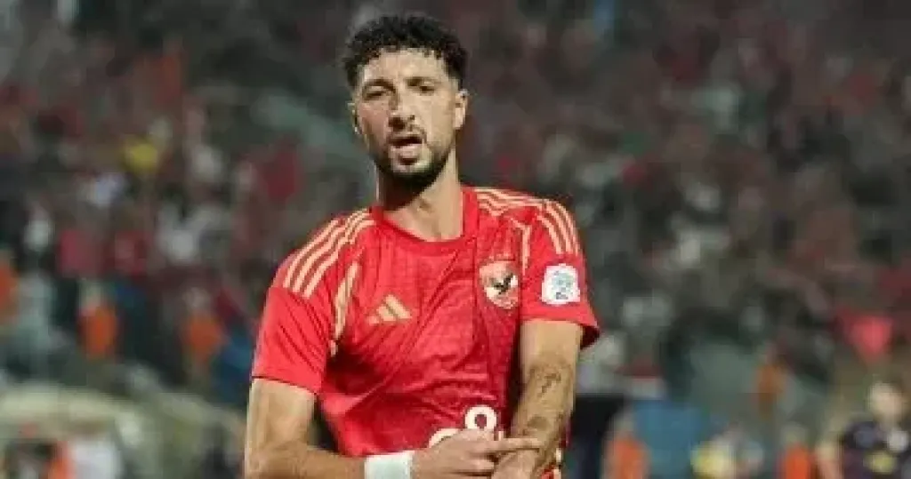 وسام أبو علي يعزز تقدم الأهلي على سيراميكا بالهدف الثالث