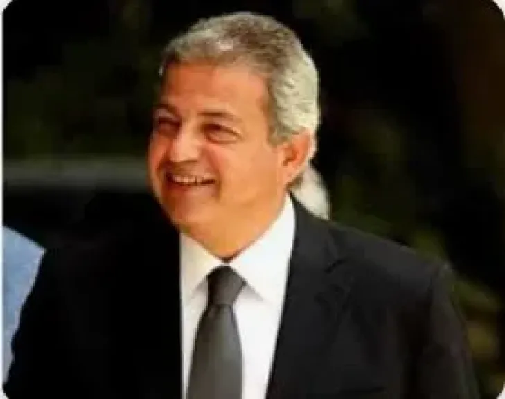 خالد عبد العزيز