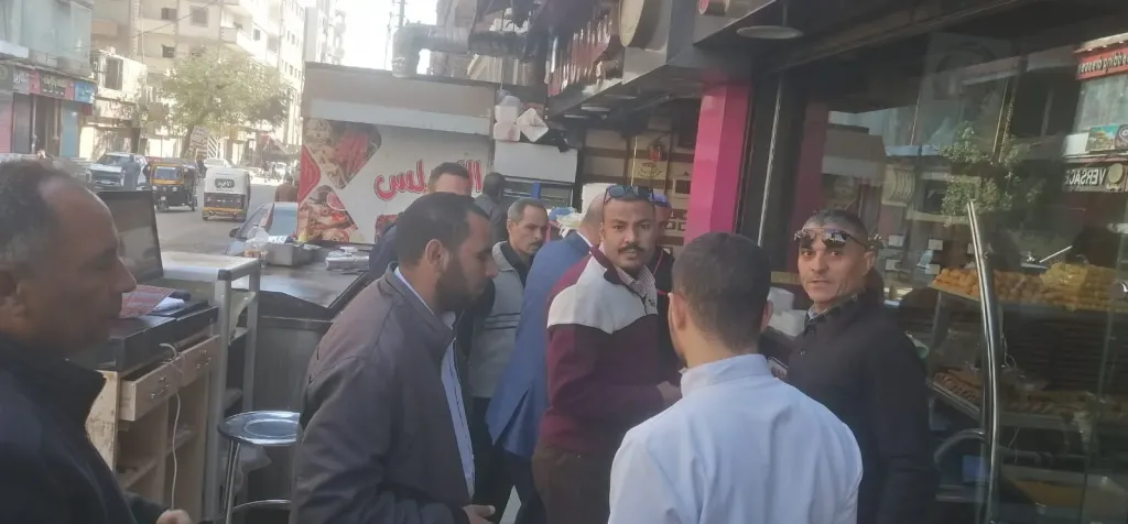 محافظ أسيوط: تنظيم حملات تموينية مكبرة وتحرير 25 محضر متنوع بمركز ديروط