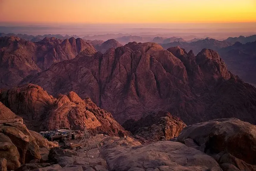 جبل الطور: موقع ديني تاريخي لم يُستغل بشكل كافٍ