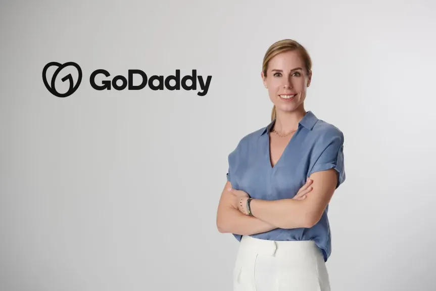 استبيان GoDaddy