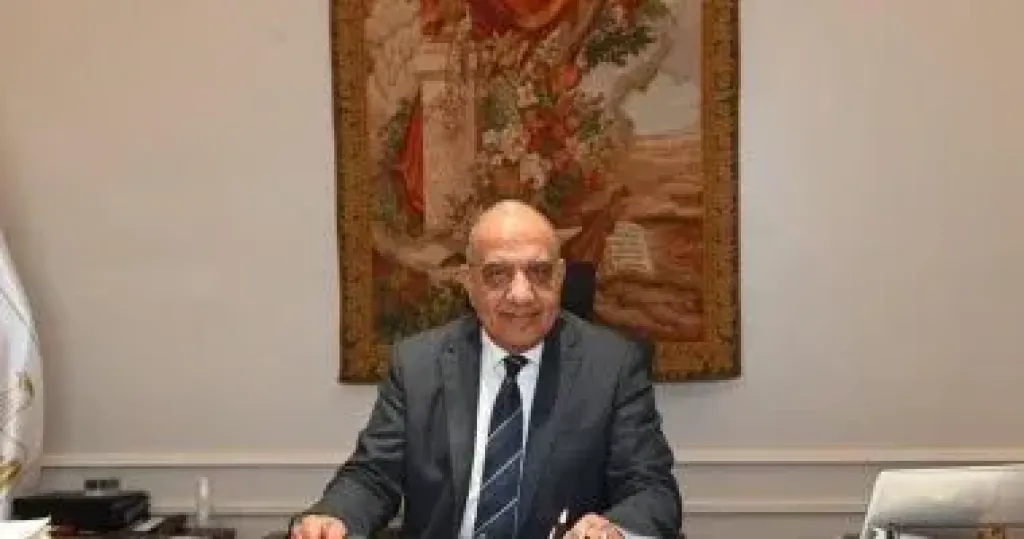 محمود عصمت