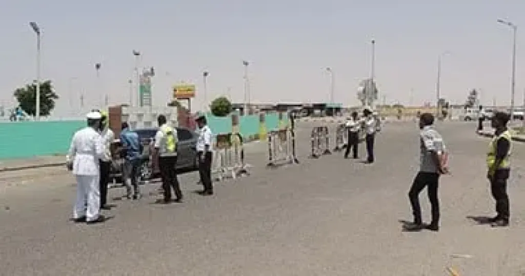 بعد غلق منزل كوبري التسعين الجنوبي اتجاه مناطق السلام.. تعرف على التحويلات المرورية