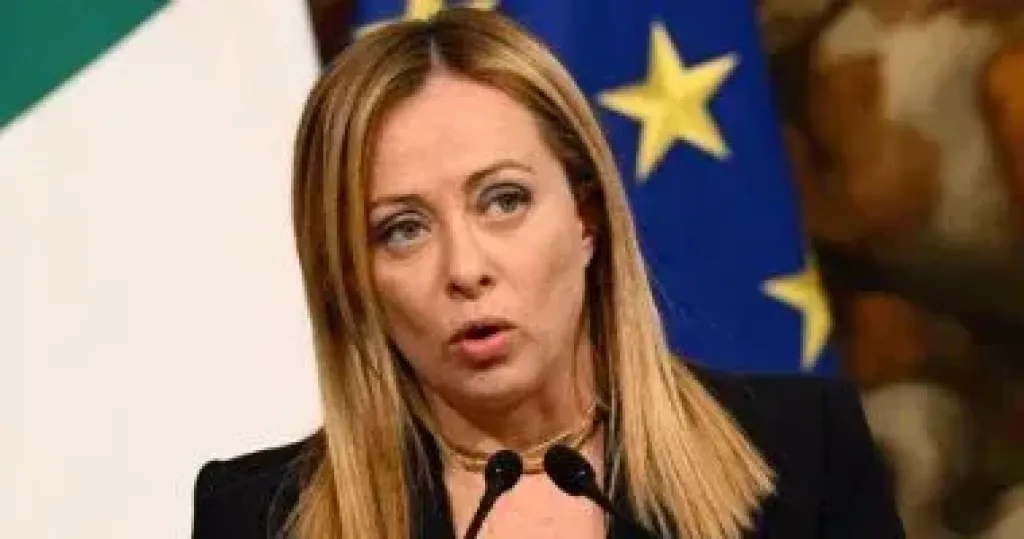 إيطاليا تصادق على قانون الحصار البحرى لمواجهة الهجرة غير الشرعية