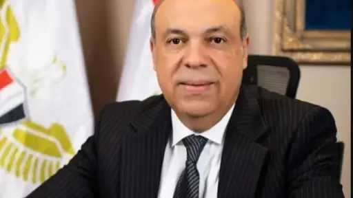 وزير الطيران المدني: مصر تهدف إلى التحسين المستمر للمطارات لزيادة حركة السياحة