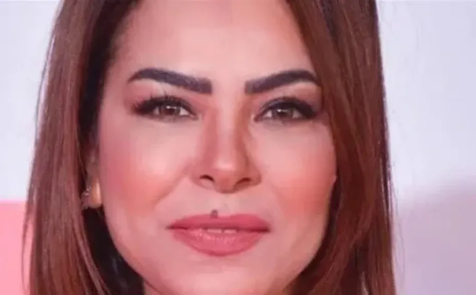 وفاة والد الفنانة ألفت عمر بعد صراع مع المرض