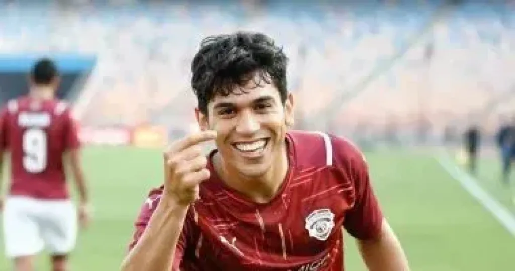 محمد شكرى يبدأ إجراءات استخراج تأشيرة أمريكا للسفر مع الأهلى للمونديال