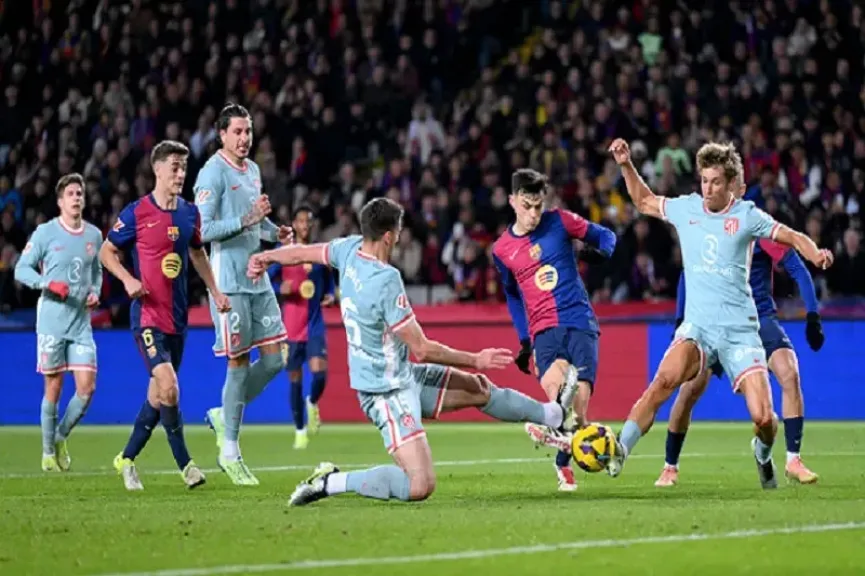 موعد مباراة برشلونة وأتلتيكو مدريد في الدوري الإسباني والقنوات الناقلة