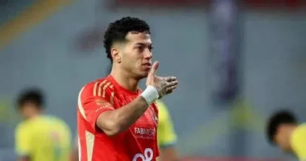 امام عاشور لاعب الاهلي