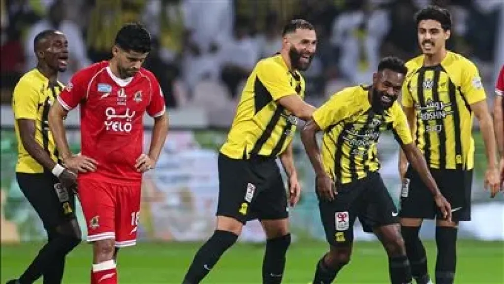 الدوري السعودي.. الاتحاد يسعى إلى تعزيز صدارته والهلال يتربص