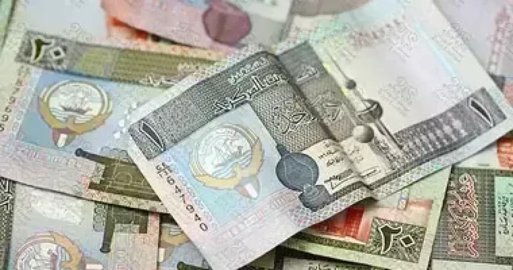 سعر الدينار الكويتى اليوم الخميس 20 - 3- 2025 أمام الجنيه