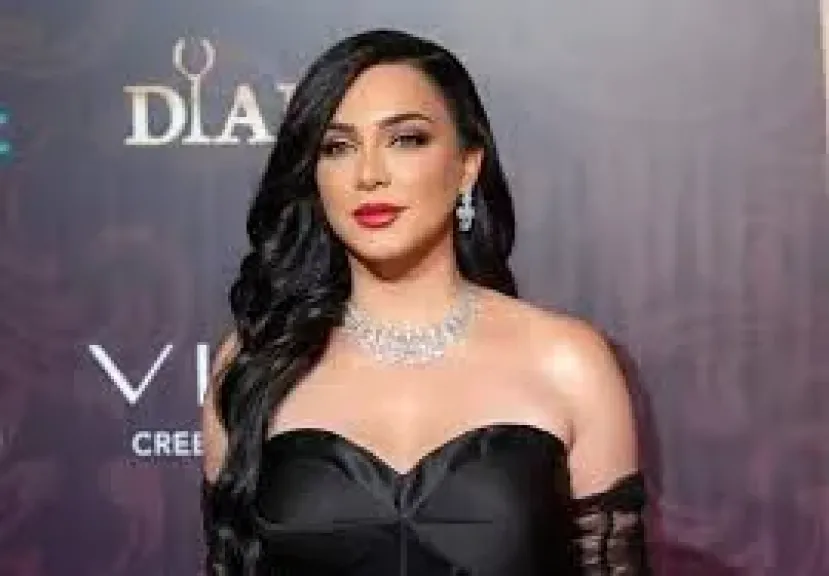 الفنانة سلاف فواخرجي