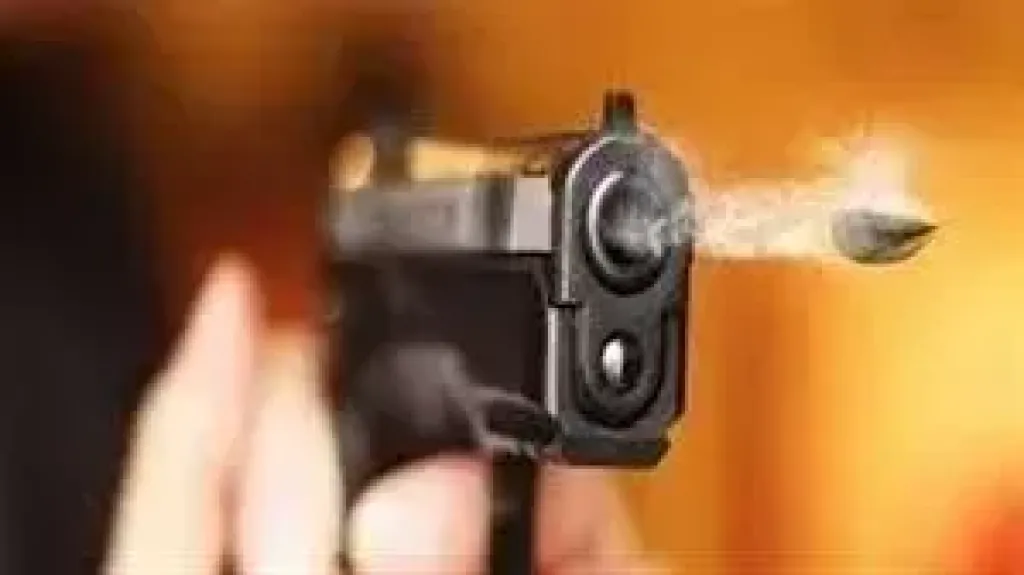 مصرع شاب بطلق نارى فى مشاجرة بين عائلتين بسبب خلافات الجيرة بالمراغة سوهاج