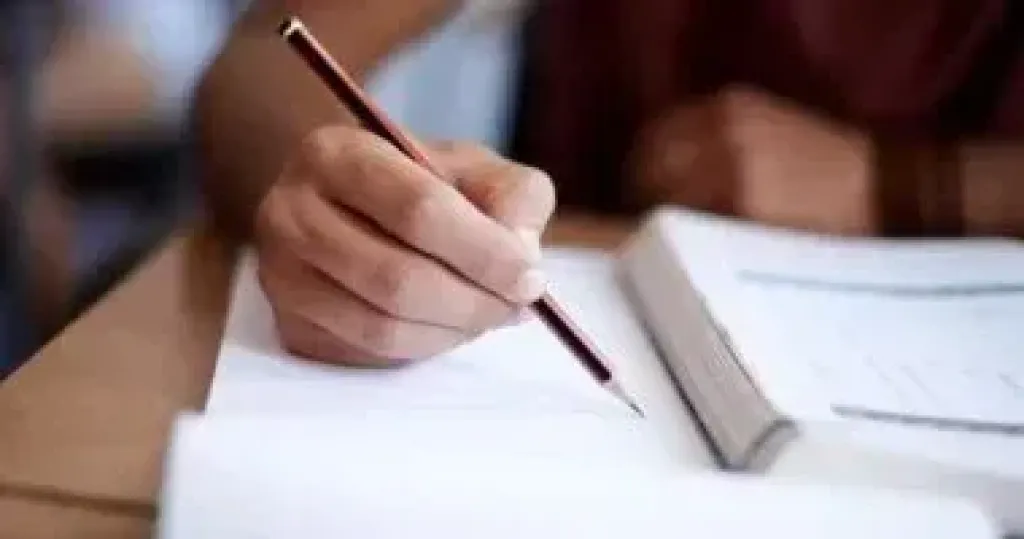 نماذج استرشادية لامتحان اللغة العربية للشهادة الإعدادية بنظام البوكليت
