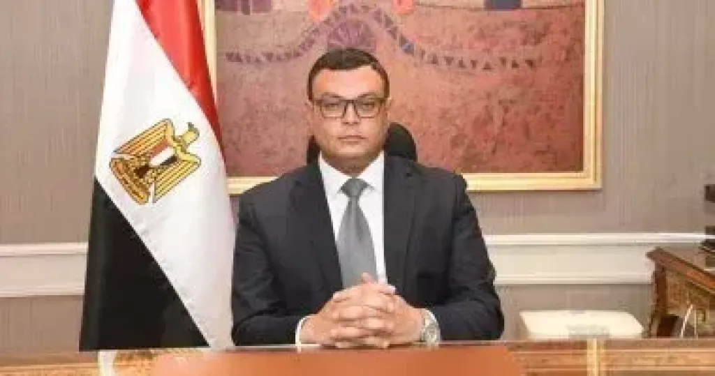 وزير الإسكان يُتابع مشروعات توسعات وصيانة محطات الصرف الصحى بثلاث مدن