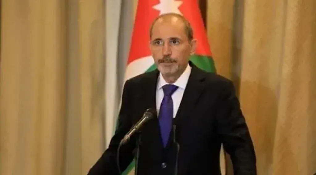 وزير الخارجية الأردني يؤكد أهمية الانتقال إلى المرحلة الثانية من خطة السلام في غزة